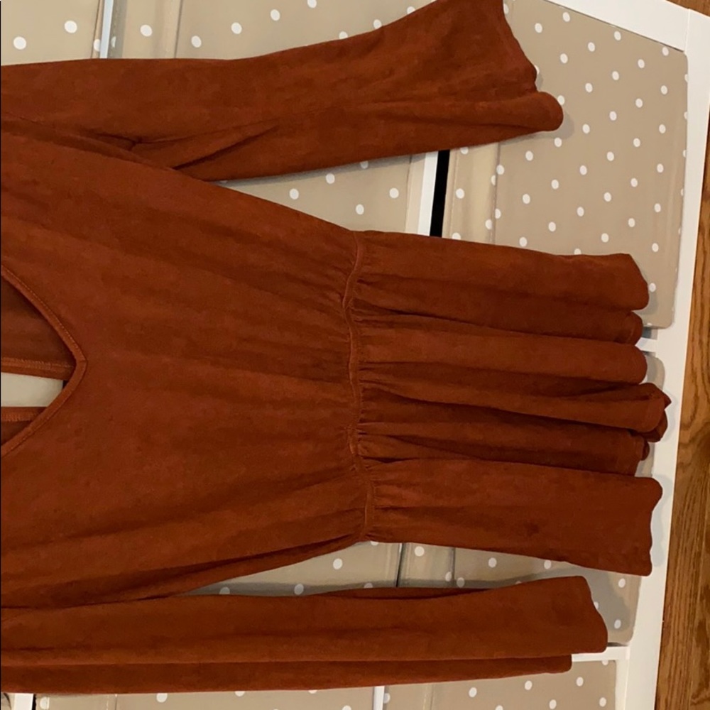 Romper - Picture 2 of 3